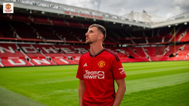 Chân dung cầu thủ Mason Mount của MU