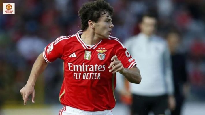 Chuyển nhượng MU