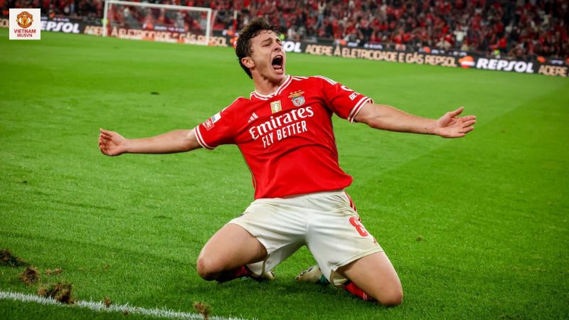 MU chiêu mộ thần đồng 21 tuổi João Neves