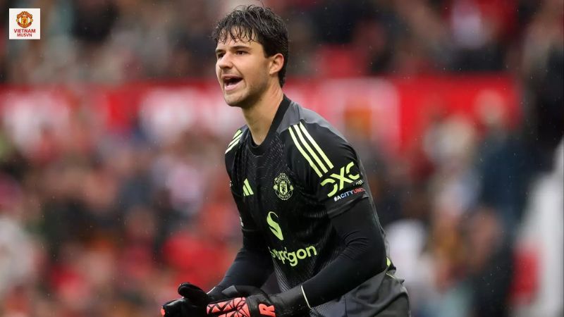 Senne Lammens có màn ra mắt hoàn hảo tại MU